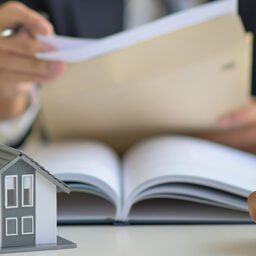 How-an-Estate-Planning-Lawyer-Can-Safeguard-Your-Family's-Future-Lindsay-Law