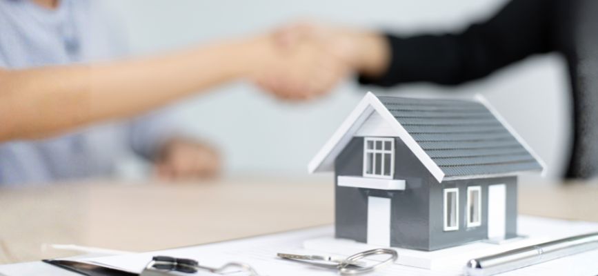 How an Estate Planning Lawyer Helps You Manage Wills, Trusts, and Inheritance Distribution